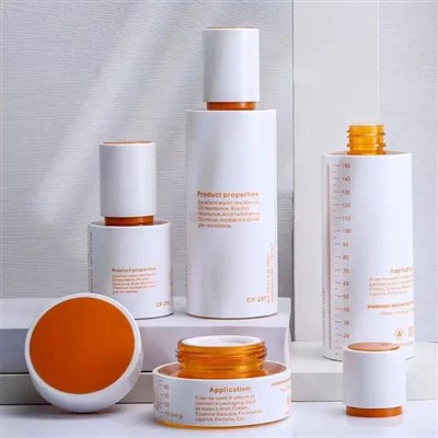 Juego de botellas de cosméticos